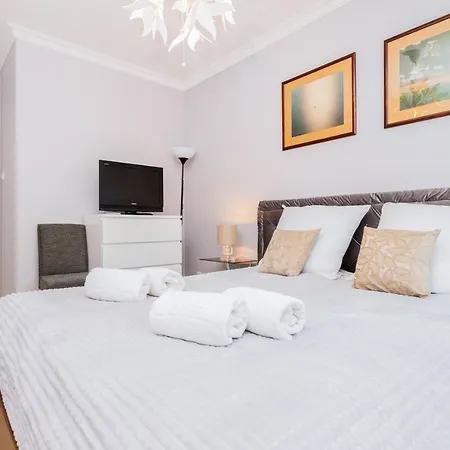 Piastowska By Renters Prestige Apartament *